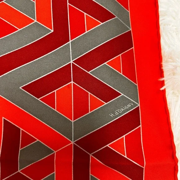 auth HERMES 90 Square Scarf made in France 100% silk - Picture 4 of 7